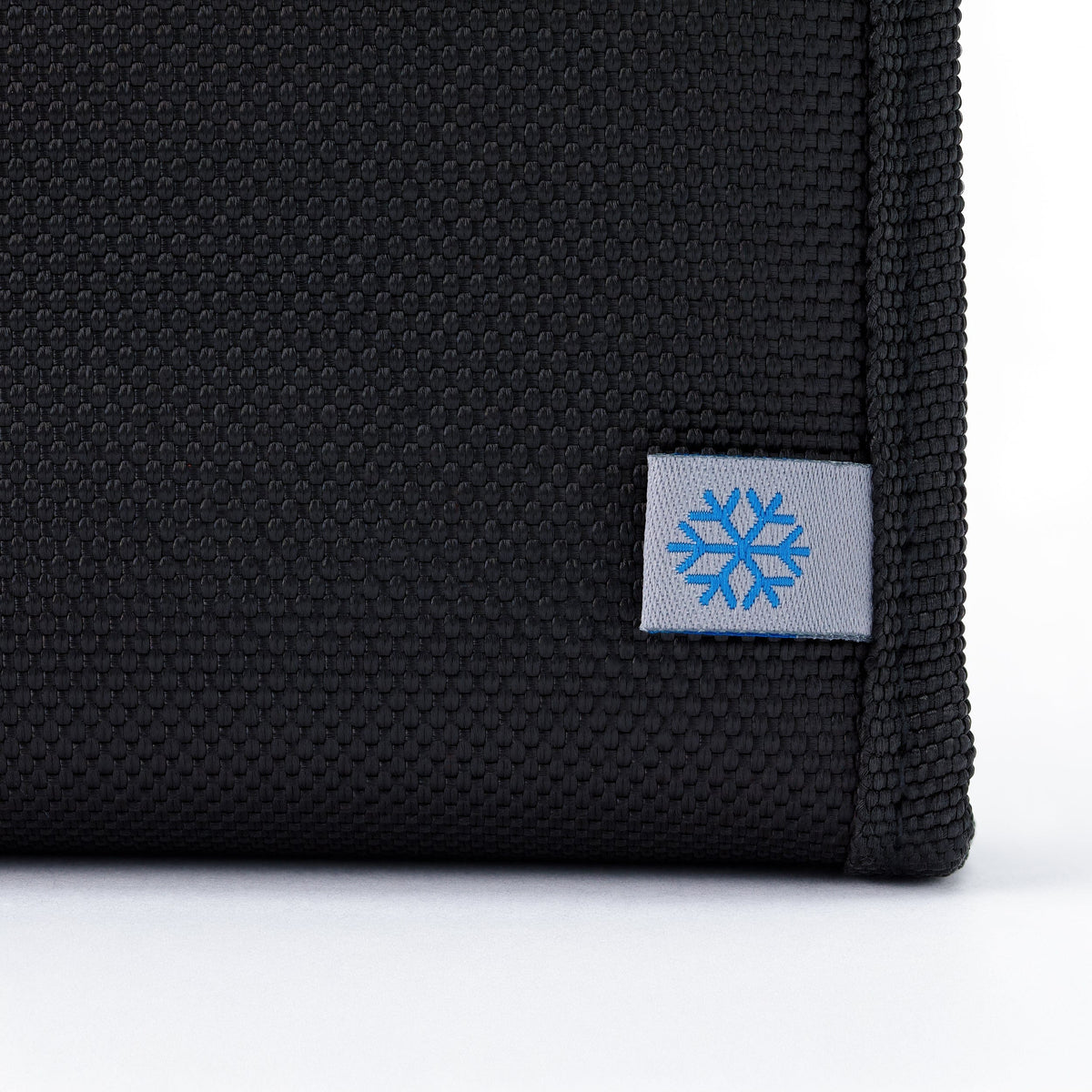 freezable-chill-board-large-e4 freezable-chill-board-large-black-ecofreeze-plus-zoom-tag.jpg