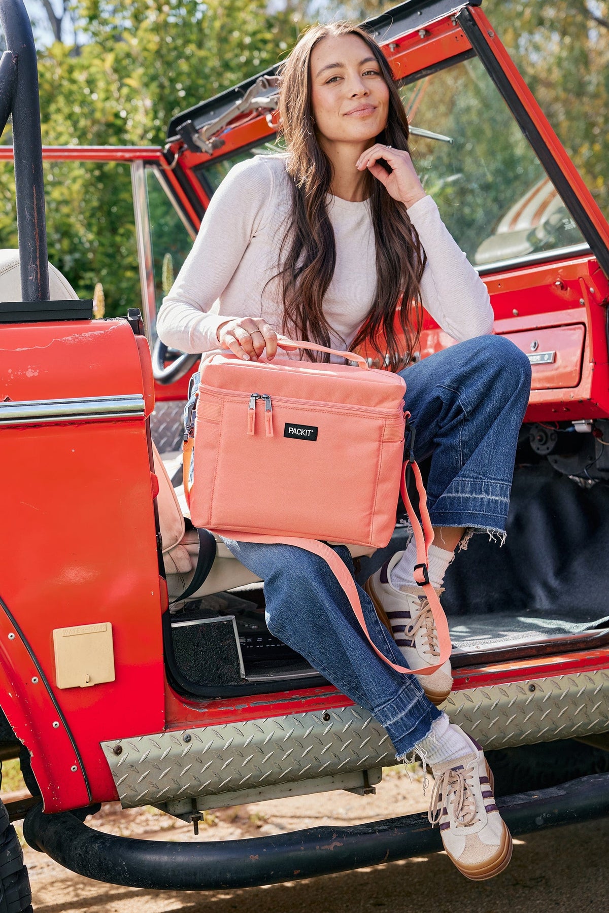 freezable-newport-cooler-q8 freezable-newport-cooler-papaya-lifestyle-truck.jpg