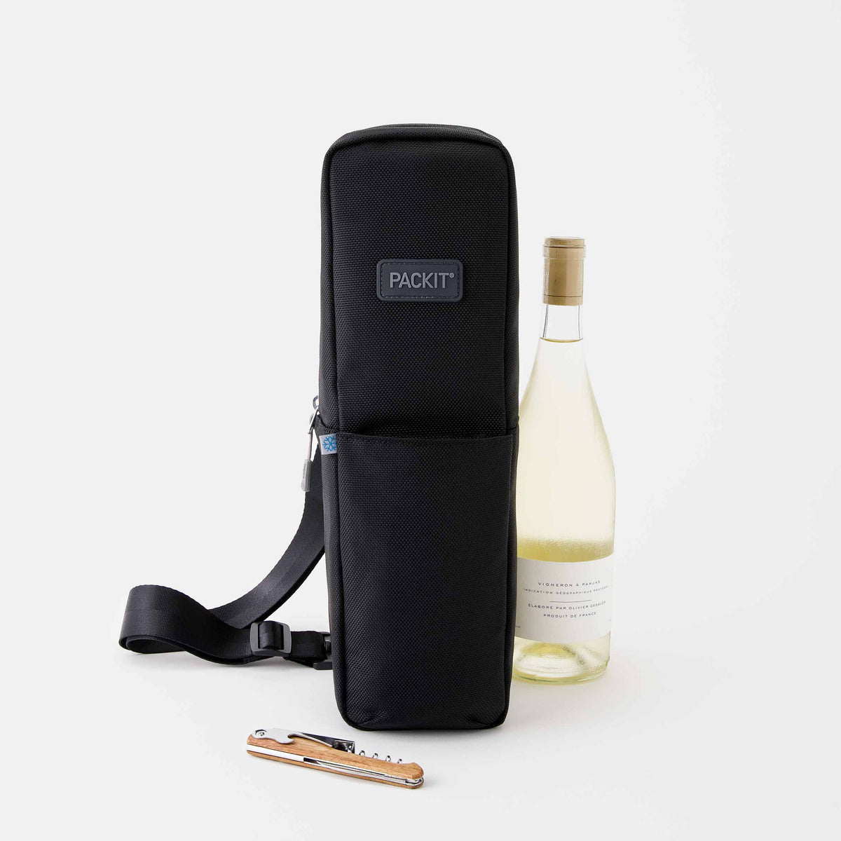 freezable-wine-carrier-q9 freezable-wine-carrier-black-ecofreeze-plus-front-with-wine.jpg